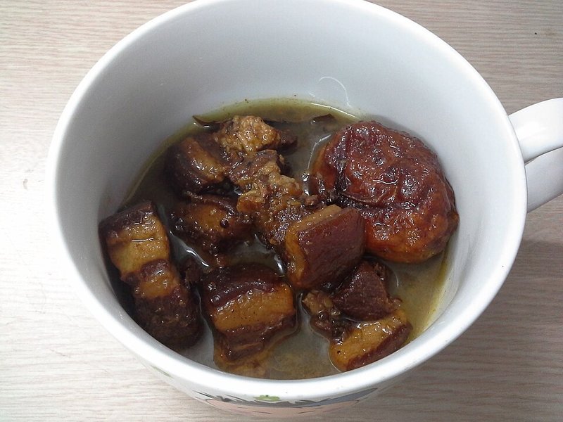 Ba chỉ kho tàu trứng