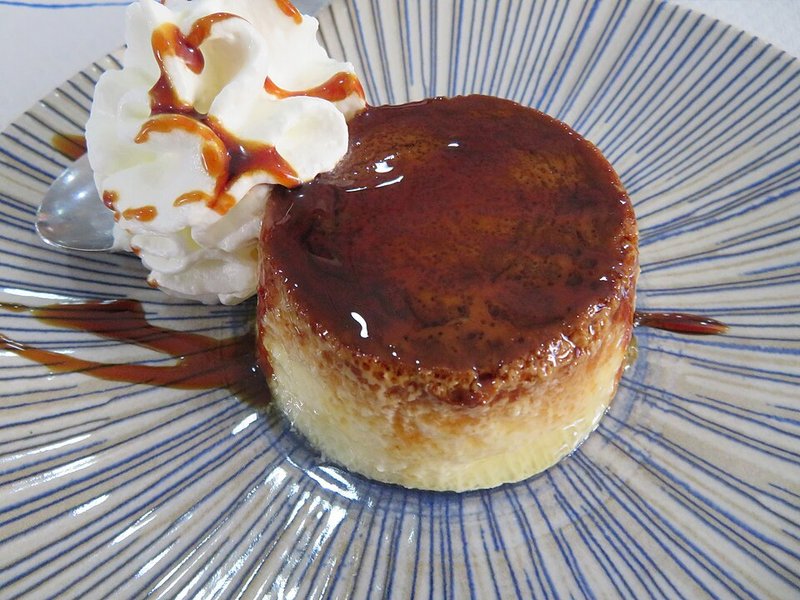 Bánh flan caramel