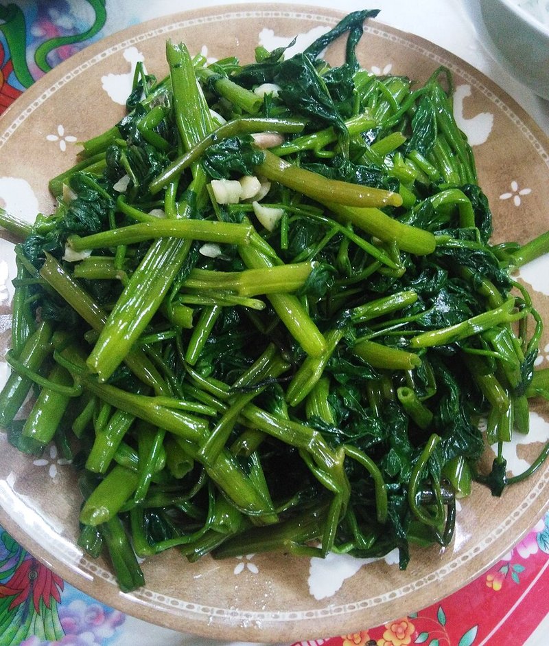 Bầu xào tỏi