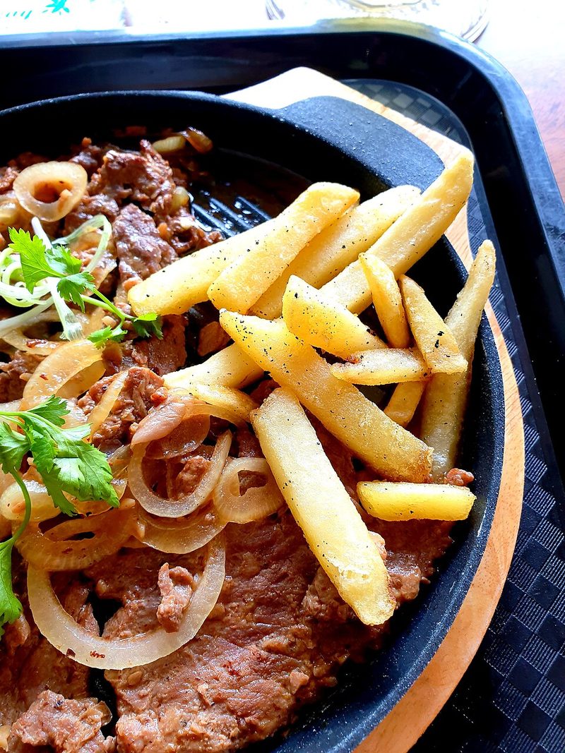 Bò xào cần tây