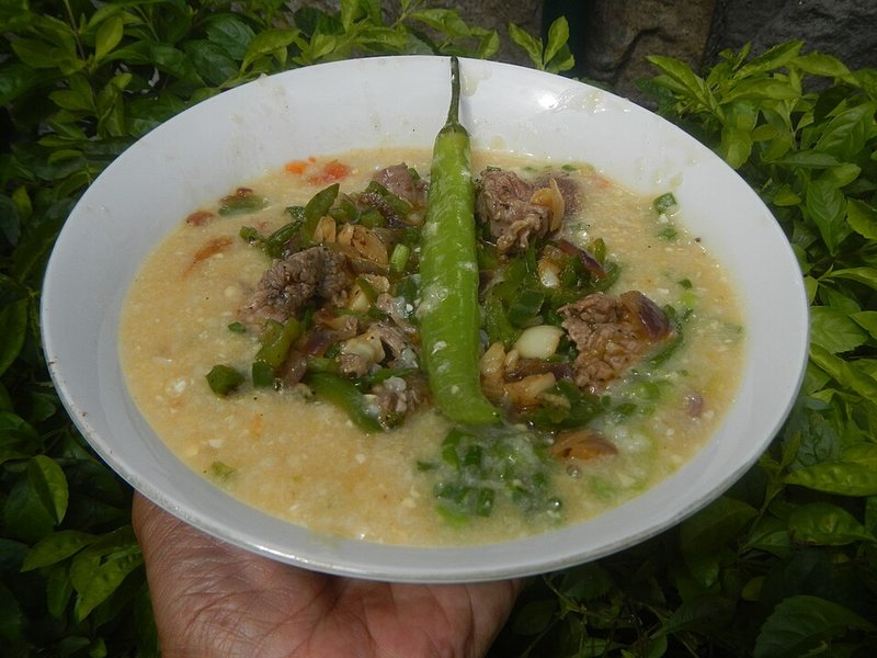 Thịt bò xào nấm