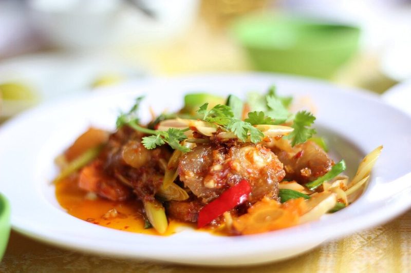 Bò xào sả ớt