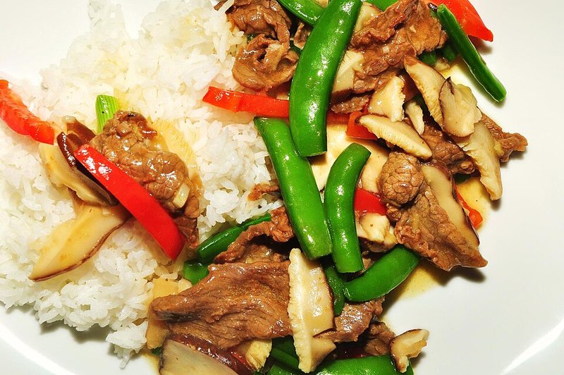 Bún xào bò