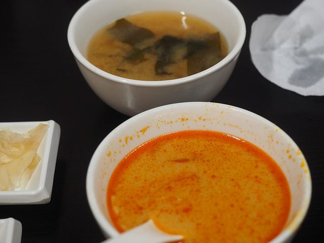 Cá hú kho sả