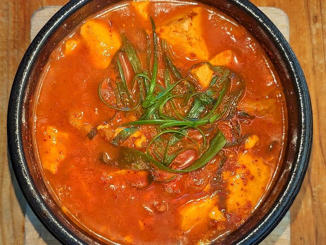 Canh cá rô me