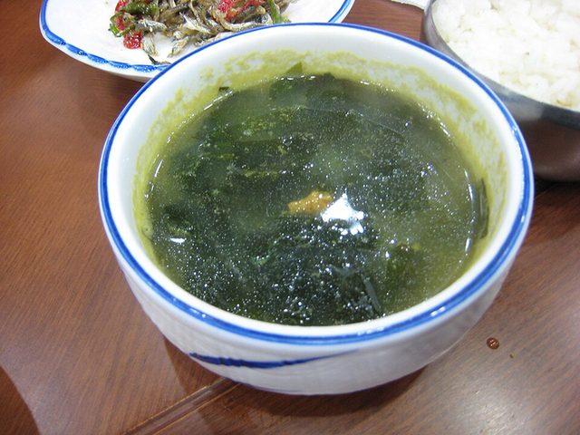 Canh chua tôm đất thơm