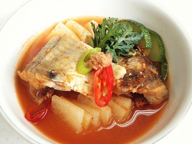 Canh gà lá giang