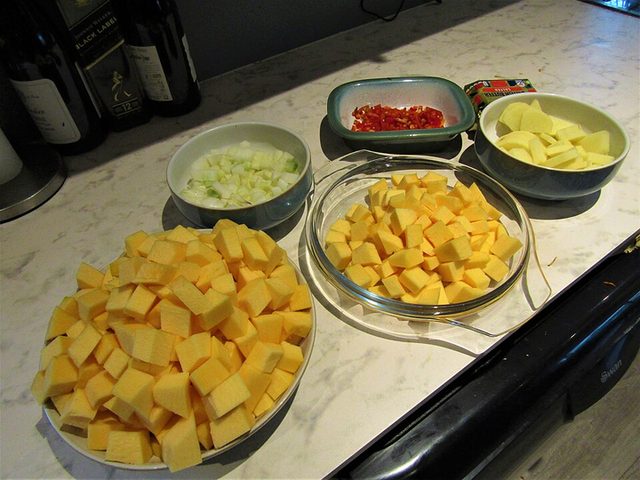 Canh hẹ thịt băm