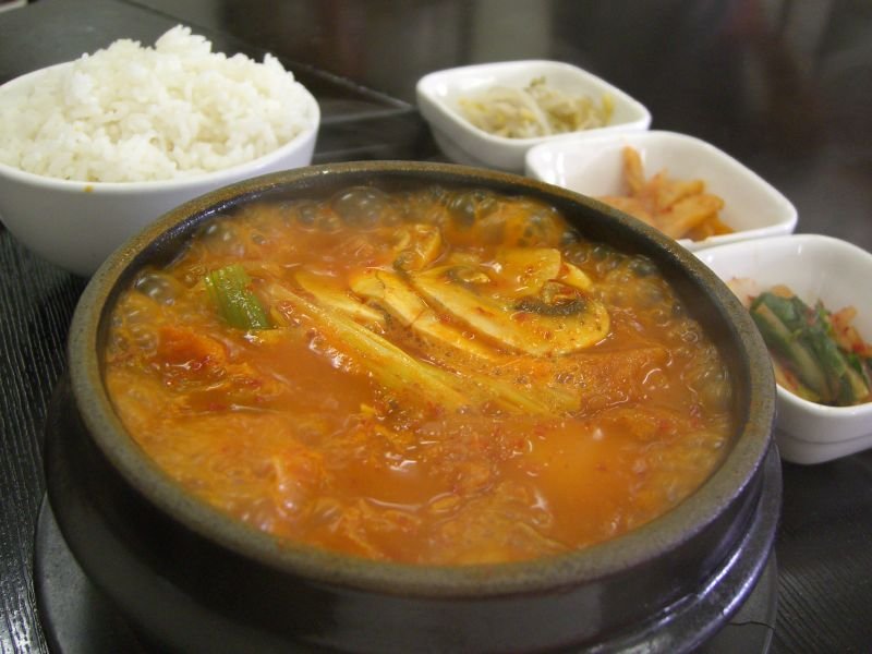Canh kim chi đậu phụ