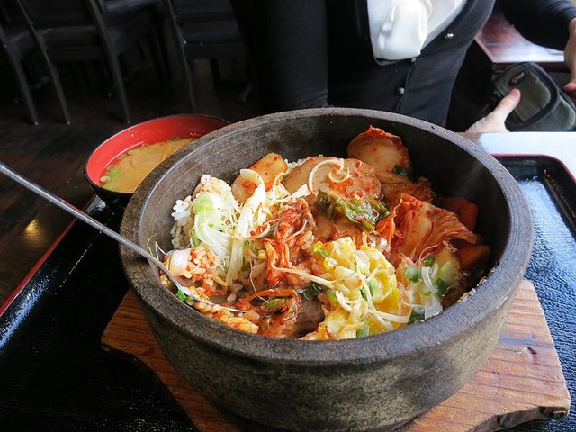 Canh mực cà chua