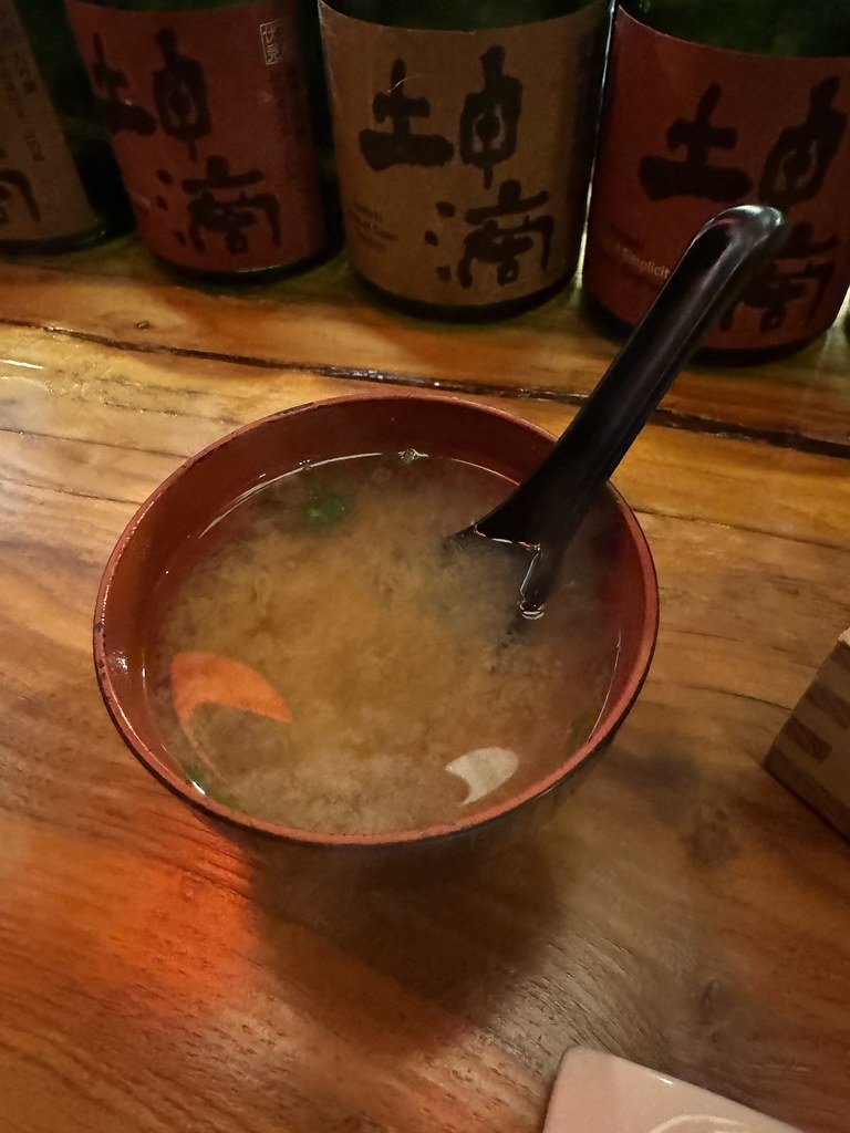 Canh Cá chim đen lá cách