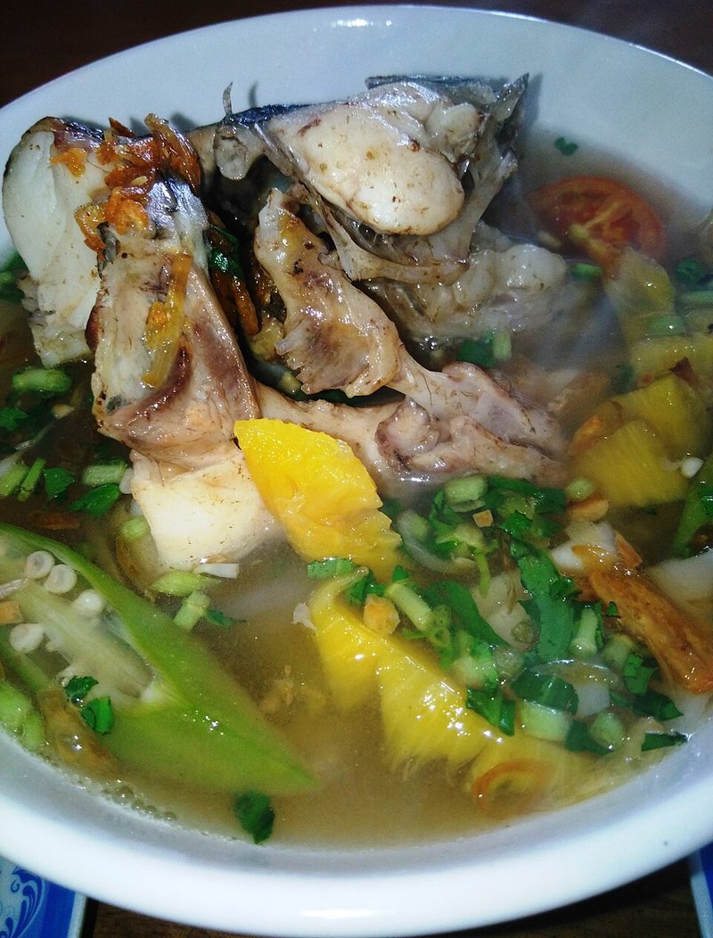 Canh Cá nục cà pháo