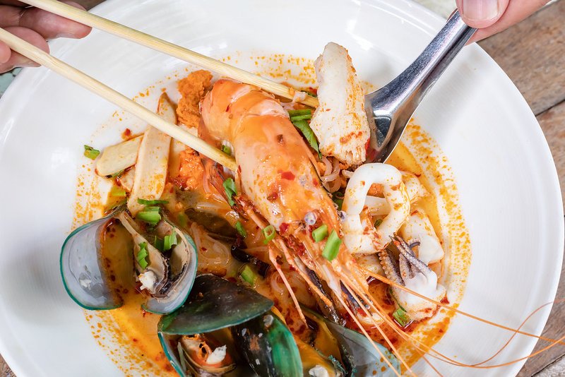 Canh Tôm sú đậu Hà Lan