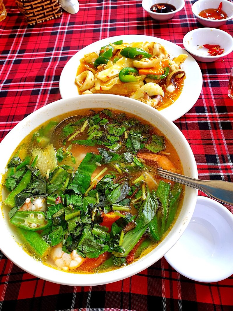 Canh Đậu hũ non cà chua bi