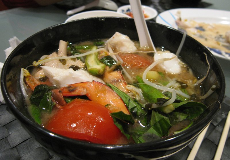 Canh Cá rô me chua