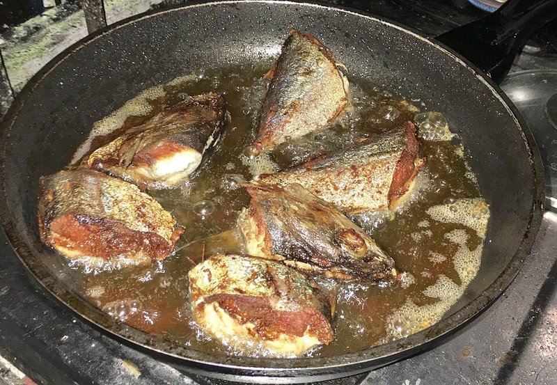 Canh Cá basa tươi khế
