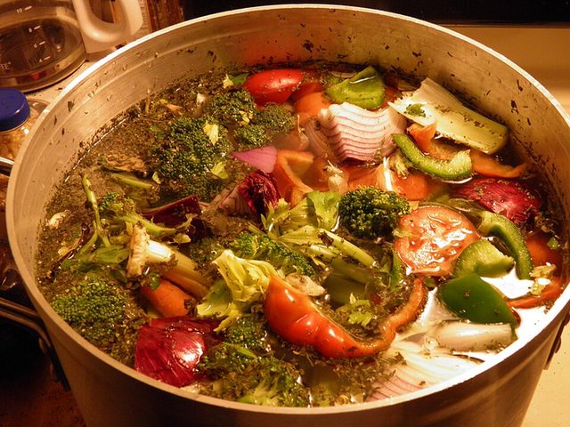 Canh Ếch đồng lá giang