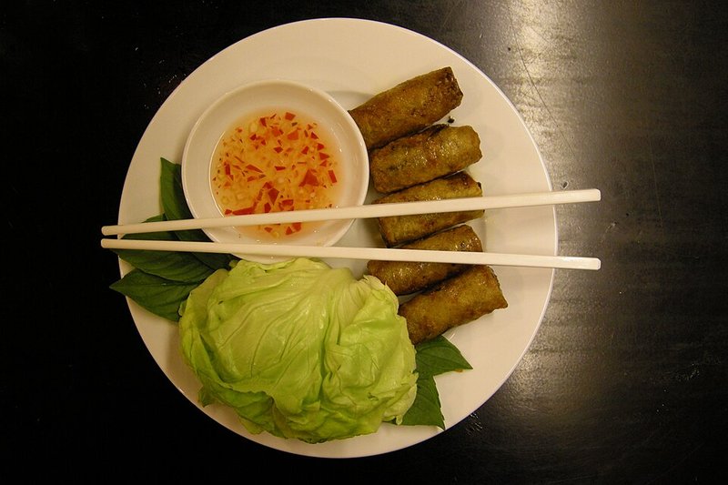 Canh Nấm rơm lá giang