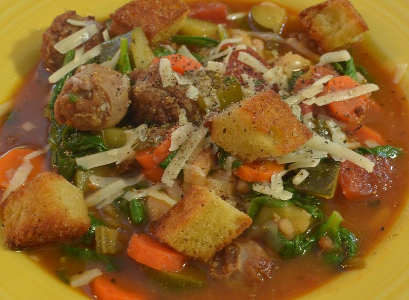 Canh Sườn non heo ngò gai