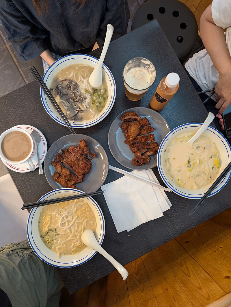 Canh Cá chim đen sấu
