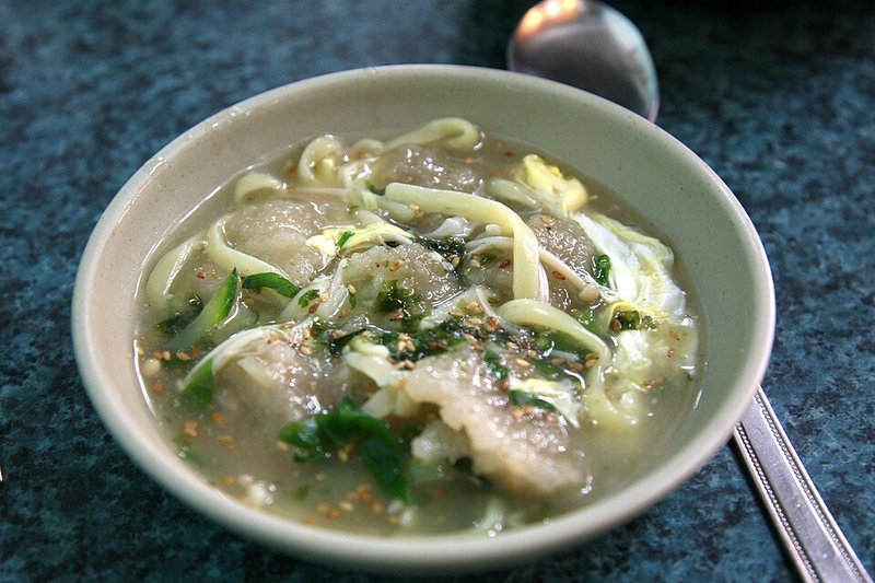 Canh Cá hú bạc bạc hà