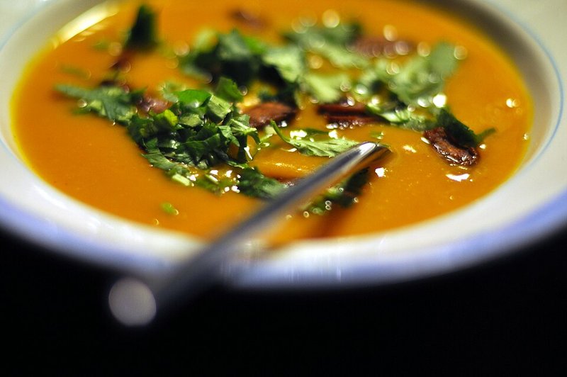 Canh Cá rô đồng bạc hà