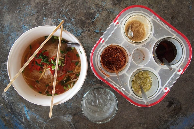 Canh Cá trê đen thì là
