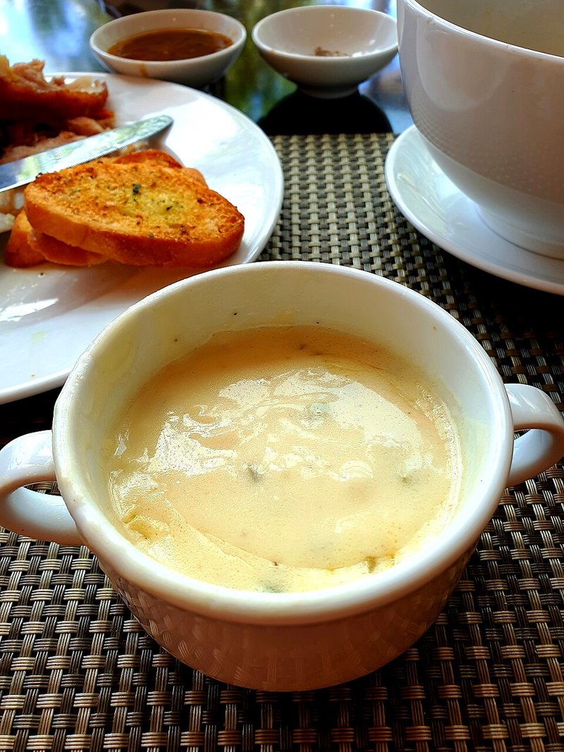 Canh Mực trứng tươi lá lốt