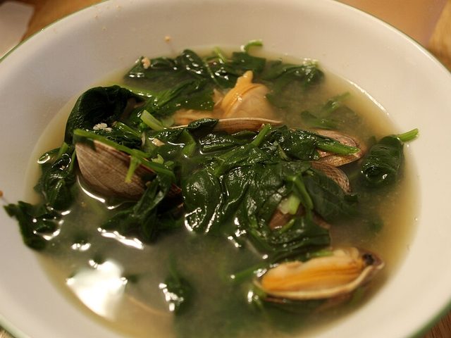 Canh Ốc móng tay đậu cove