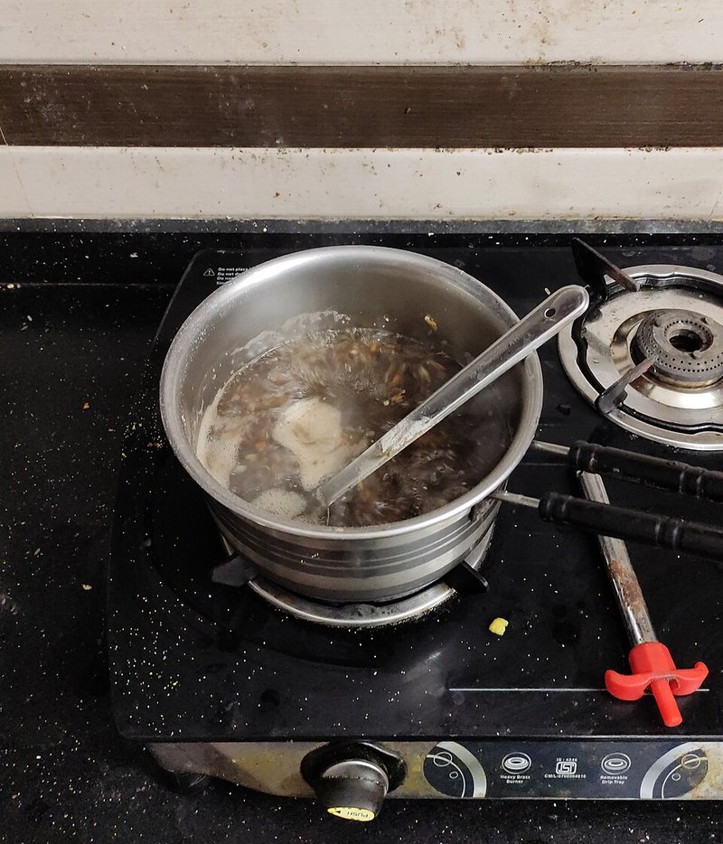 Canh Ốc móng tay lá lốt
