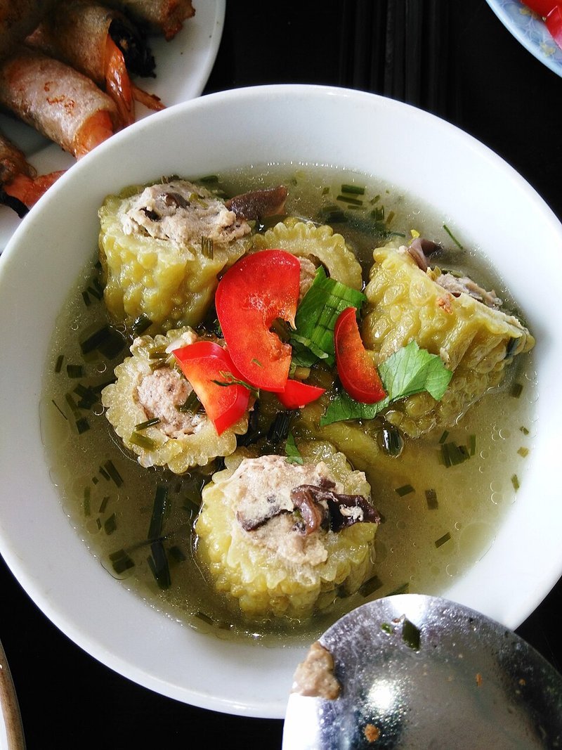 Canh Thịt heo ba chỉ lá giang