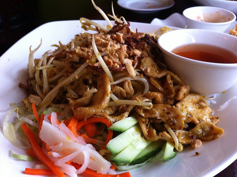 Canh Vịt biển non ngò gai