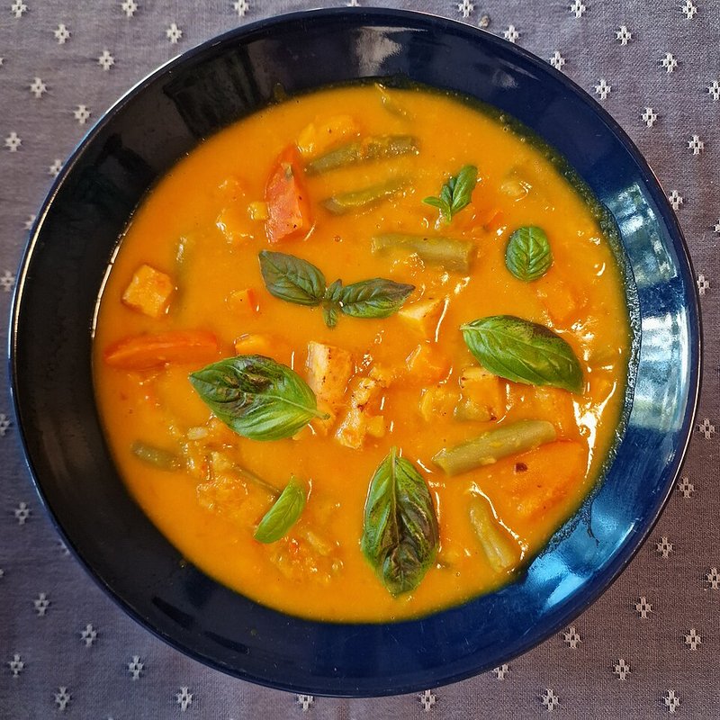 Canh cá nục thì là