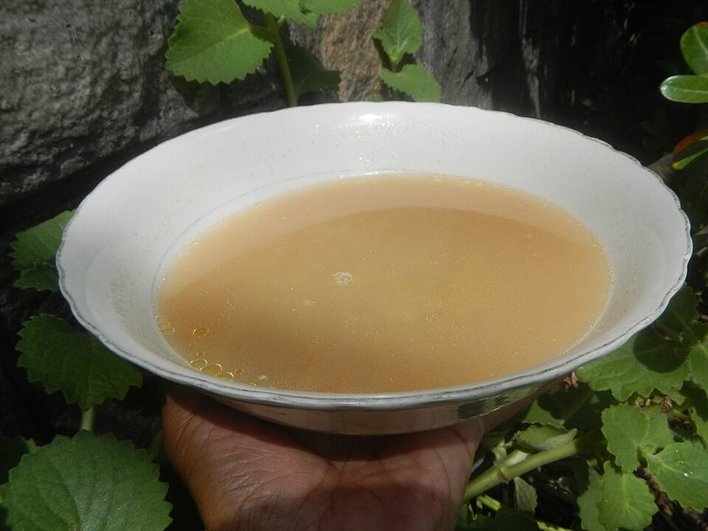 Canh Mực nang lá me