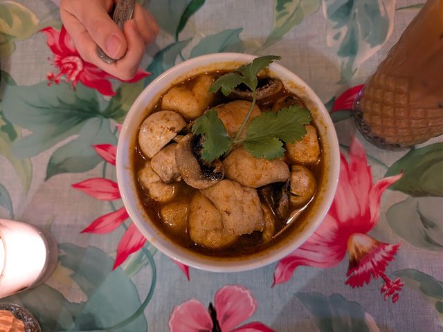 Canh Tôm sú lá me