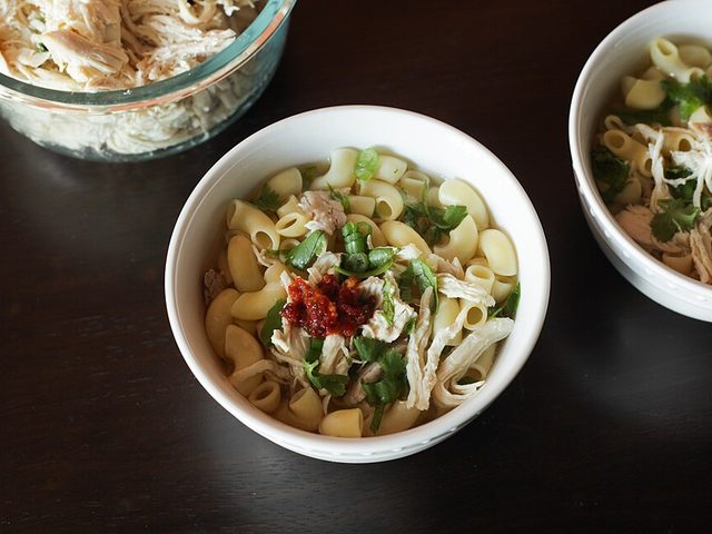 Canh Cá bớp lá me