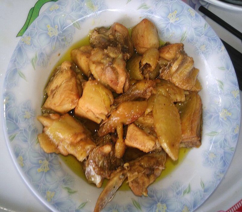 Canh Cá lăng ngò gai