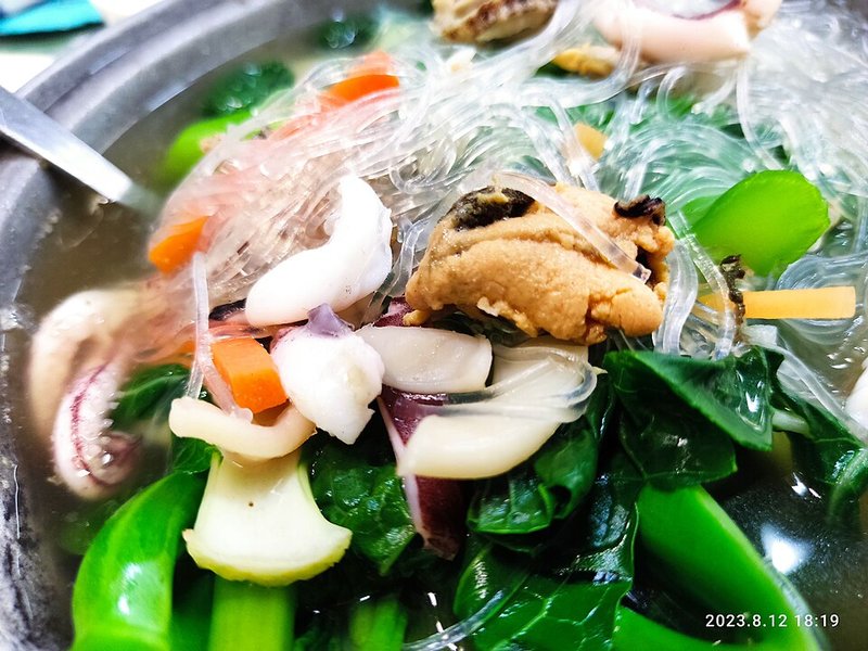 Cá chim trắng chiên tỏi ớt