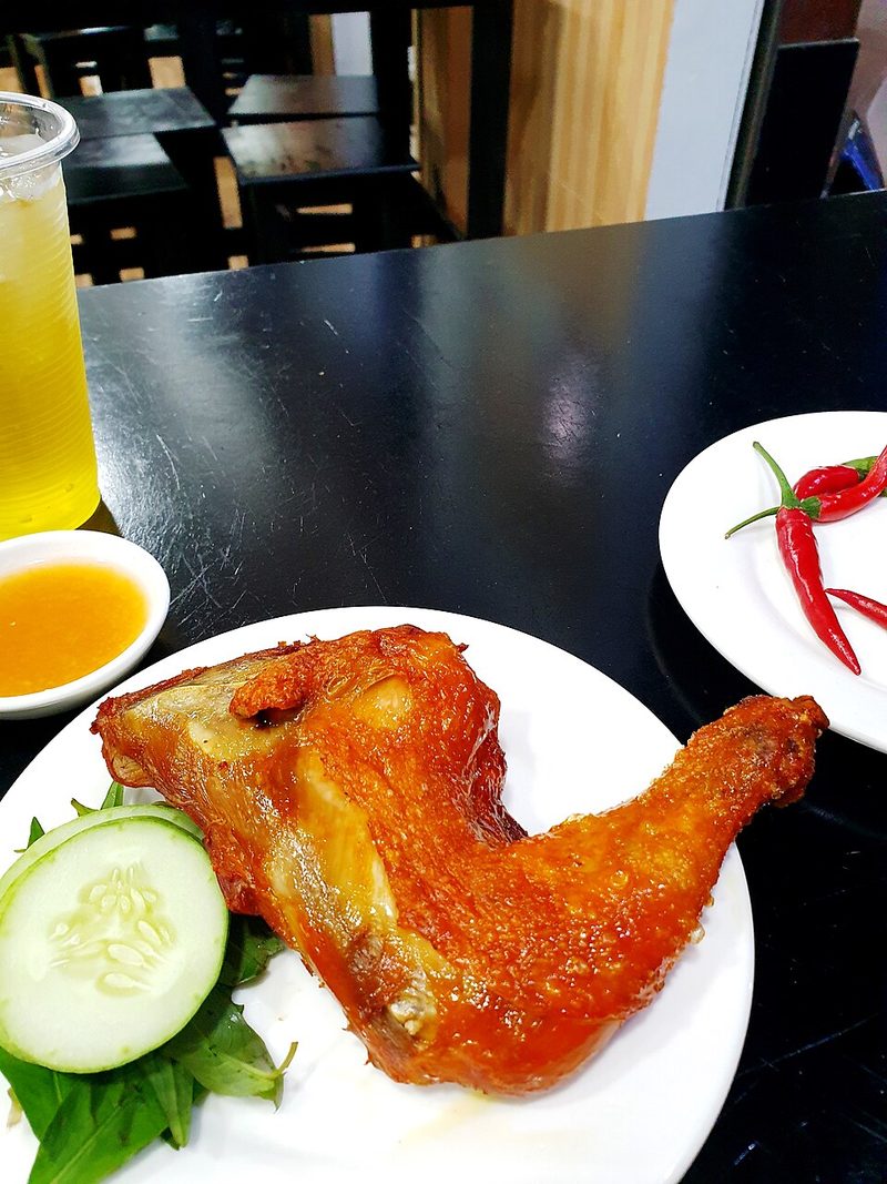Cơm sườn nướng