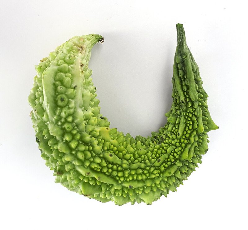 Gà hấp lá sen