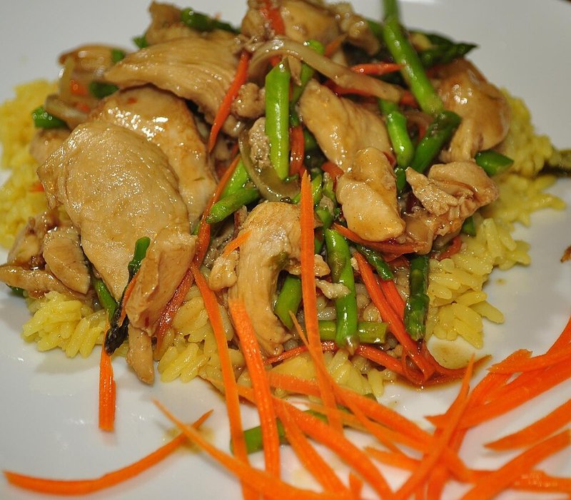 Gà xào củ cải