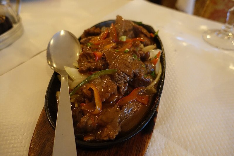 Hẹ xào thịt bò