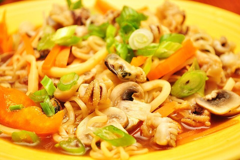 Cá chim đen kho trứng gà