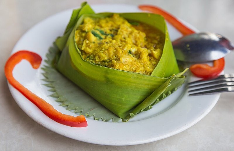 Cá rô phi kho lạc rang