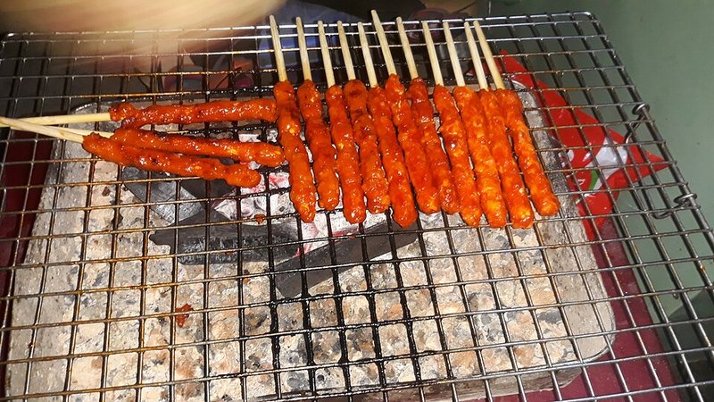 Gà công nghiệp kho nước dừa tươi