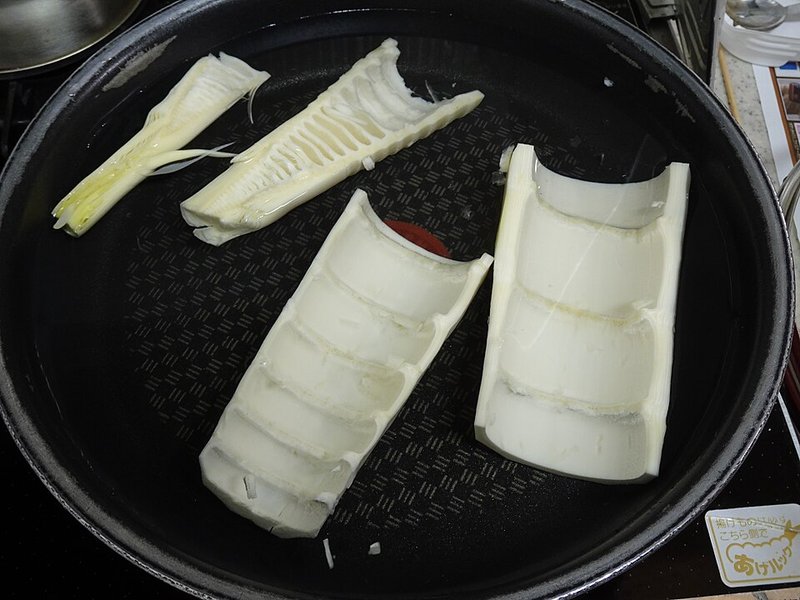 Tôm sú lớn kho nước dừa
