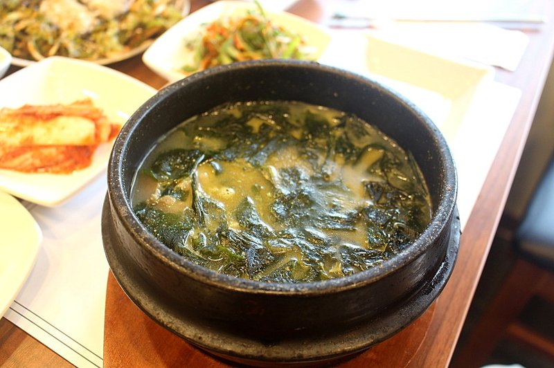 Cá chim đen kho ớt