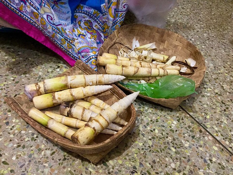 Cua gạch kho nước dừa