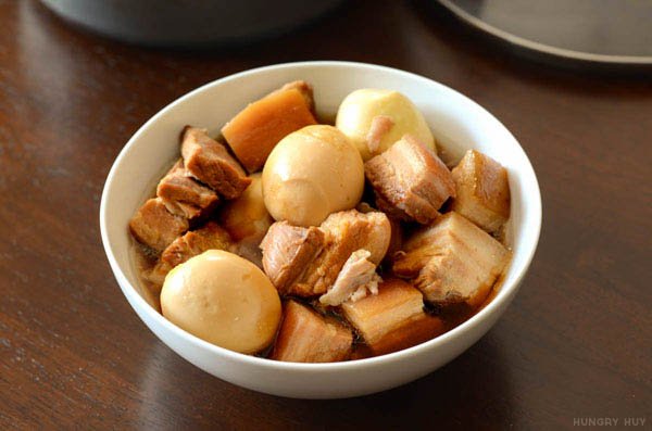 Cá chim kho nước dừa