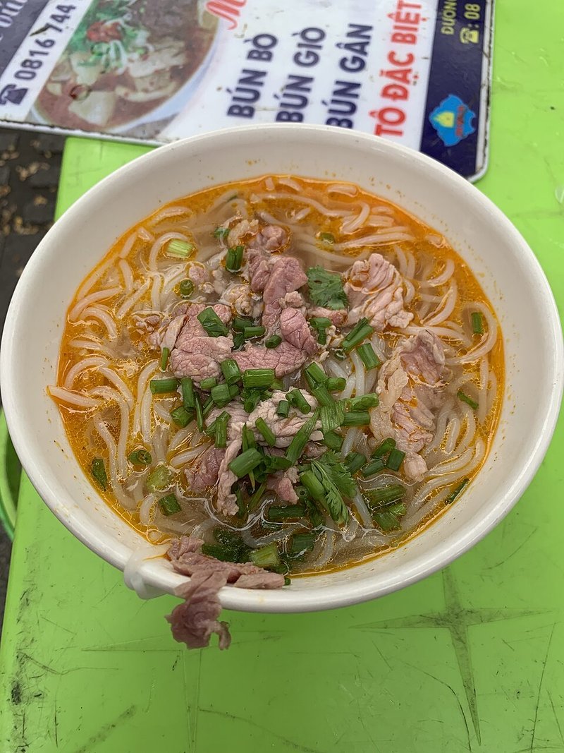 Bò ức kho đậu phộng